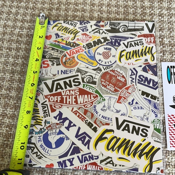 Vans Family notebook & Stickers - Picture 6 of 13